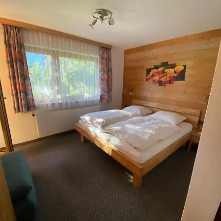 Haus Wildspitz ノイシュティフト・イム・シュトゥーバイタール